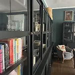 Arboris - Retreat Into The Open Villa *