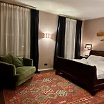 Villa Arboris - Retreat Into The Open